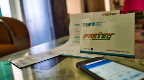 User recharging FASTag using smartphone payment application